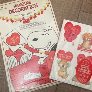 Bundle Vintage Valentine Cards and Snoopy Hallmark Valentine decoration